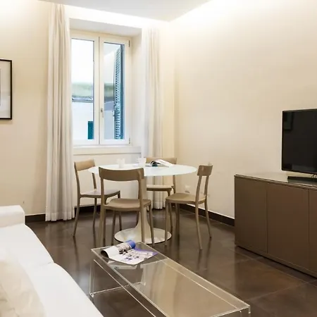 Apartment Plum Guide - Odes & Arias Rome